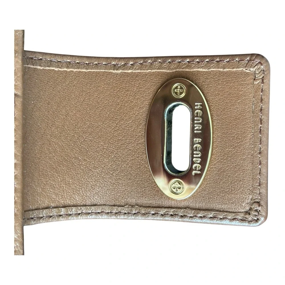 Henri Bendel‎ Leather Wallet Brown Bifold Turn Lock Zip Side Two Compartment